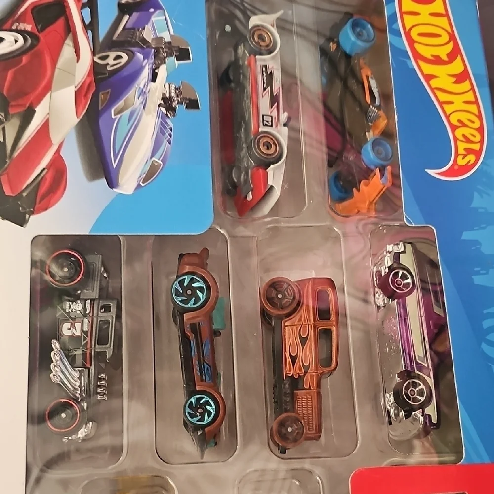 HOT WHEELS 9-Pack Die-Cast Cars Set - NEW